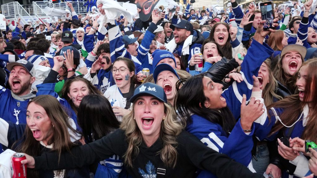 Weekend need-to-know: Maple Leafs playoffs, cherry blossoms in Toronto