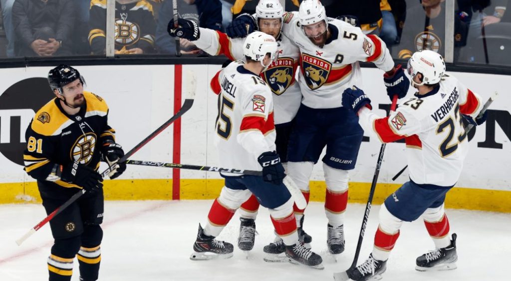 Florida Panthers Upset Record-Setting Boston Bruins - The New York