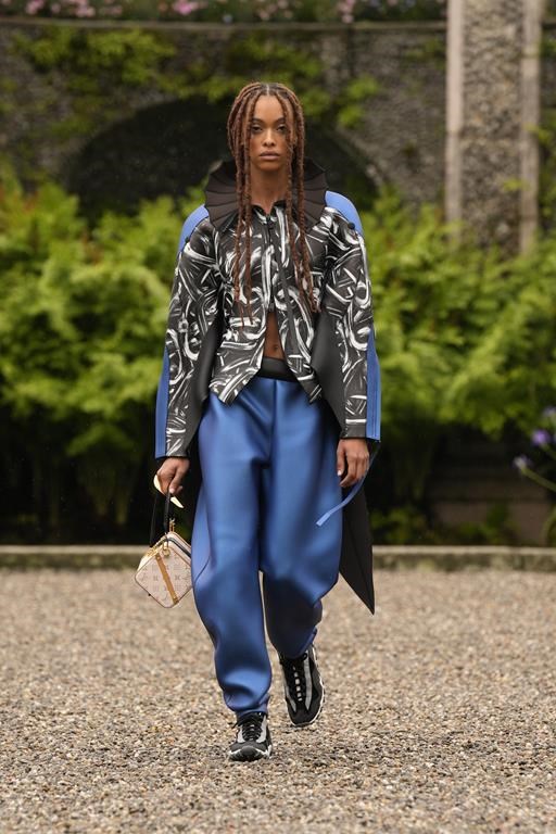 Louis Vuitton Brings Its Women's Spring/Summer 2023 Collection to