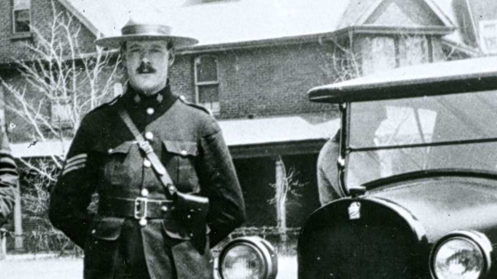 Ontario police marks a century since the loss of its 1st officer
