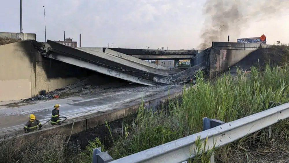 collapsed section of I-95