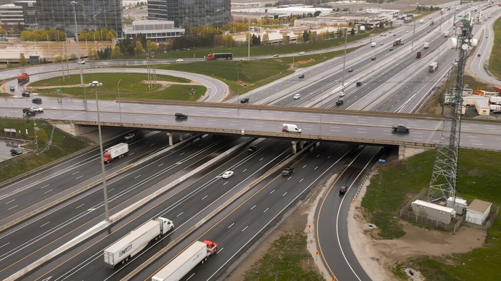 Major construction project on Hwy. 401 in Mississauga to begin Wednesday
