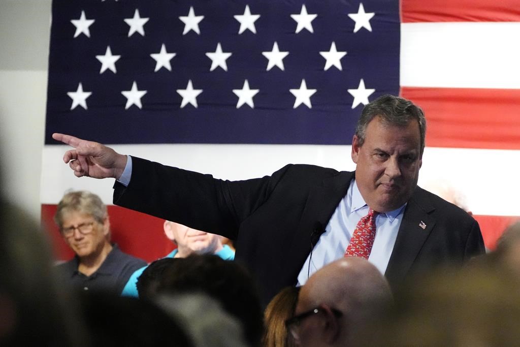 Christie goes after Trump in presidential campaign launch, calling him a 'self-serving mirror hog'