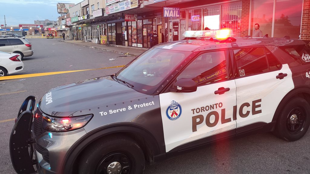 Toronto police investigate fatal stabbing