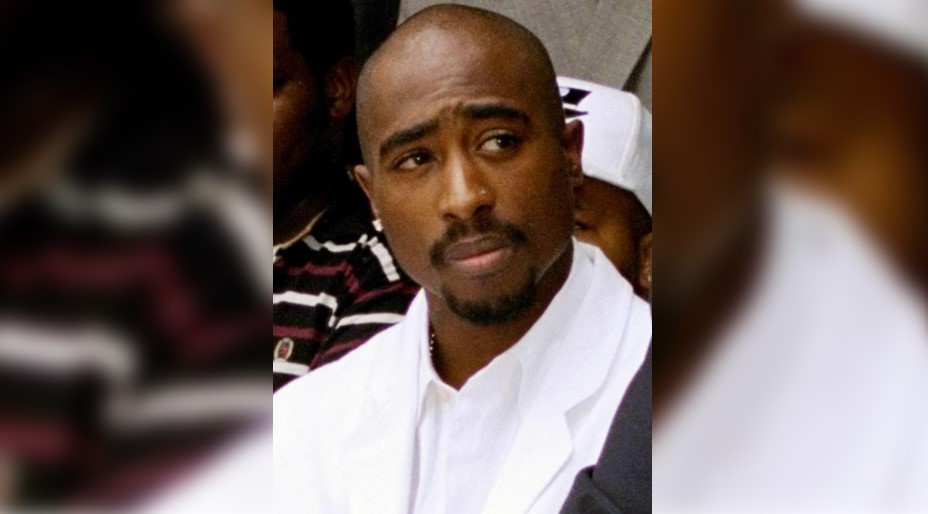 La policía de Las Vegas cumplió una orden de allanamiento en la investigación del asesinato de Tupac Shakur