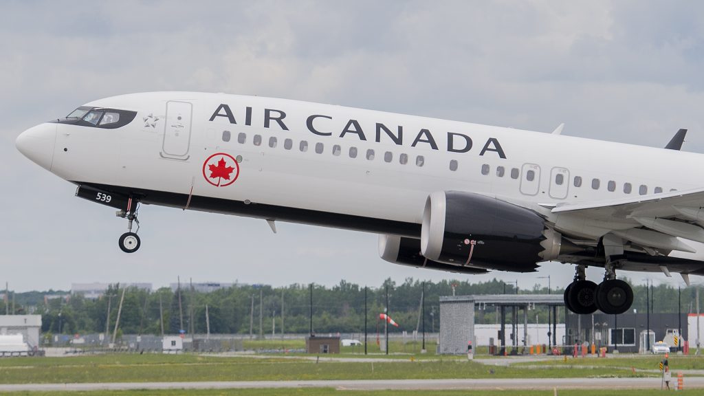 'It wasn't Air Canada': Ontario family's attempt to contact airline ends up costing big bucks