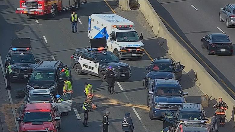 One person taken to hospital due to multi-vehicle collision on Gardiner Expressway