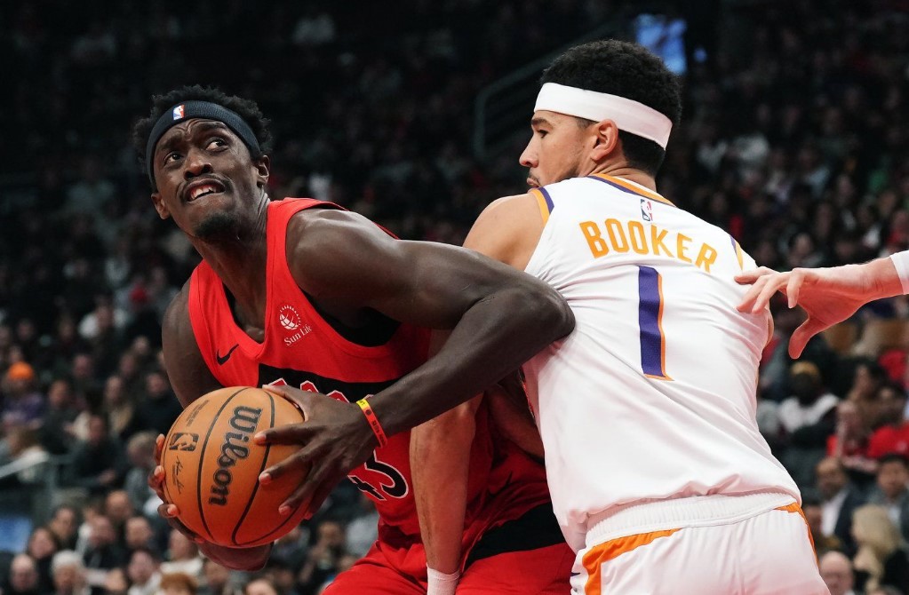 Scottie Barnes, Pascal Siakam help Raptors upset Suns