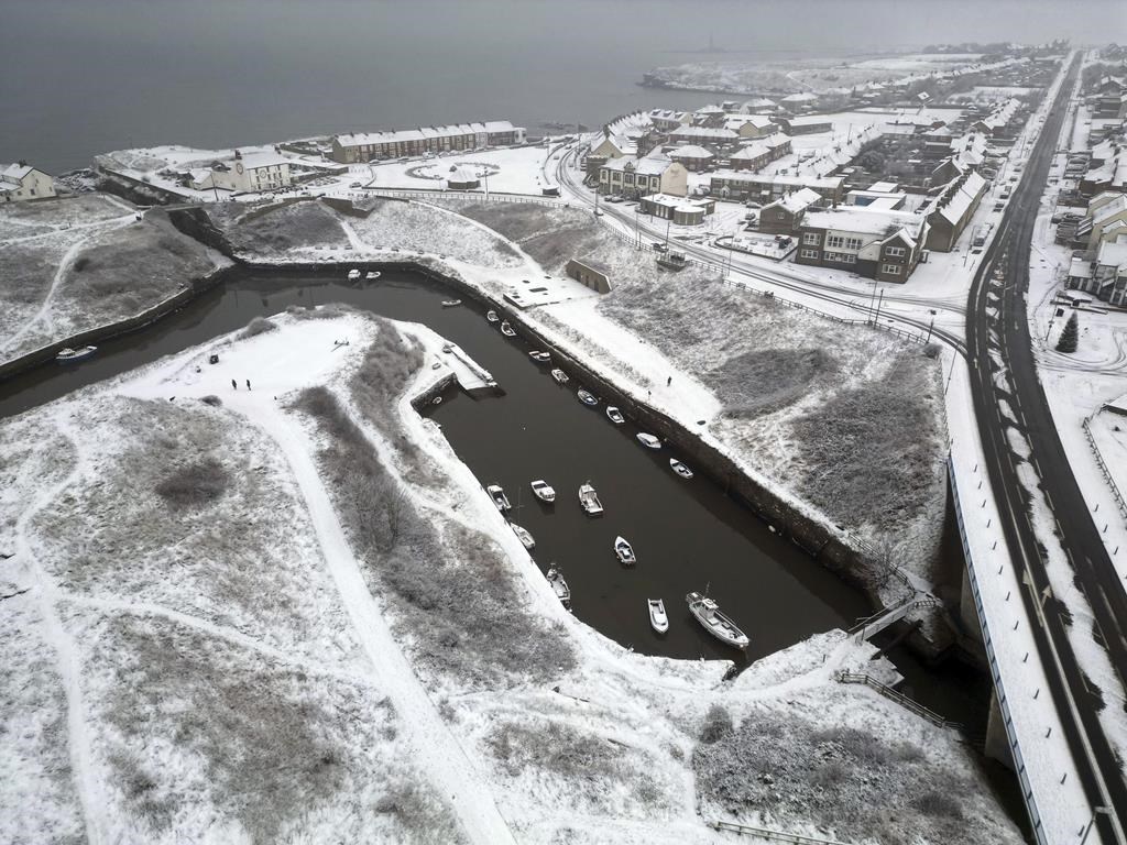 Heavy Snow In Northern England Causes Havoc On Highways And Knocks Out   20231203071224 656c73f4818f874b19b9e9f1jpeg 