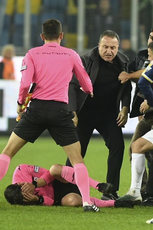 Turkish club president arrested and league games suspended after referee is punched at match