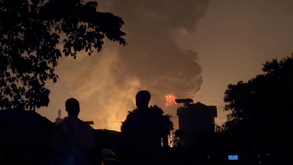 Una explosión mortal en la capital de Guinea amenaza con escasez de gas en todo el país de África occidental