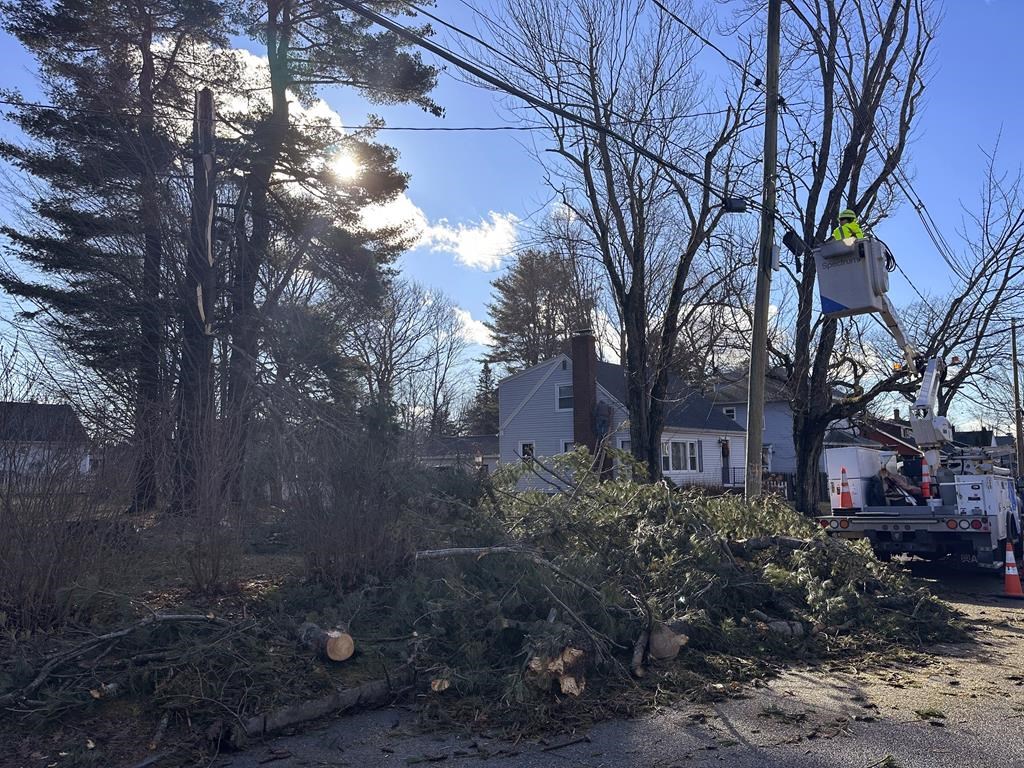 Storm approaching Maine: High winds, power outages, snow, and flooding  likely