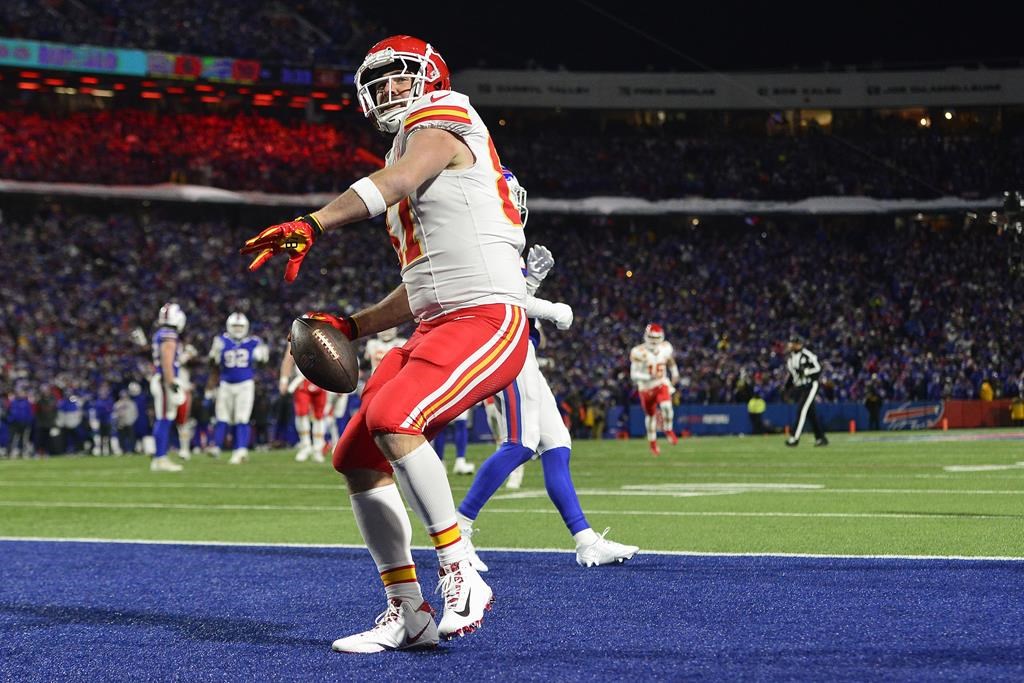 Kelce scores twice and Chiefs beat Bills to advance to face Ravens in AFC  championship