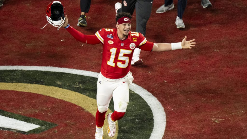 Mahomes rallies Chiefs to second straight Super Bowl over 49ers in overtime