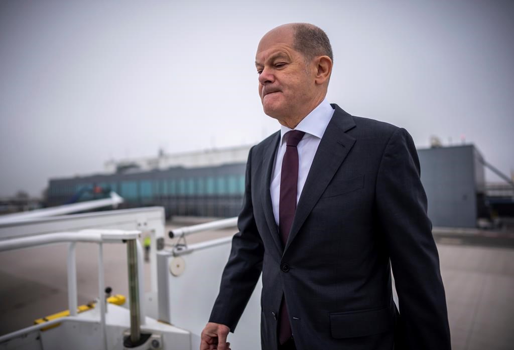 Germany's Scholz Heads To Washington, Seeking A Clear Signal To Putin ...