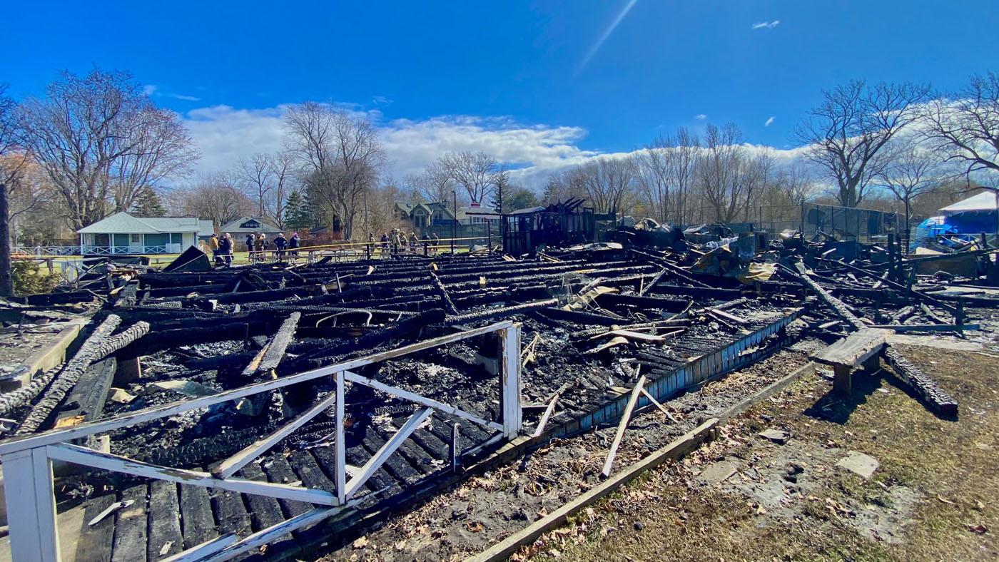 Fire destroys Island Cafe and Ward’s Island Clubhouse