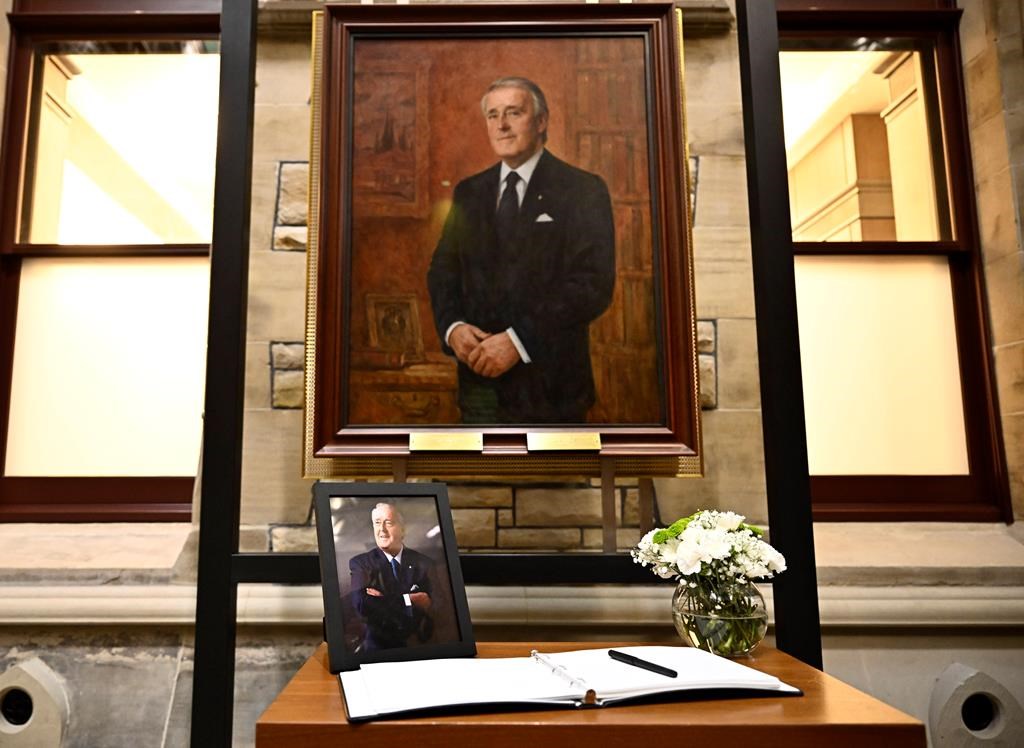 As former prime minister Mulroney lies in state, public tributes in Ottawa begin