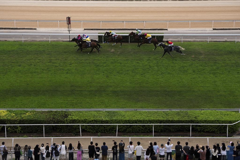 China’s gambling hub of Macao holds its final horse race, ending a tradition of over 40 years