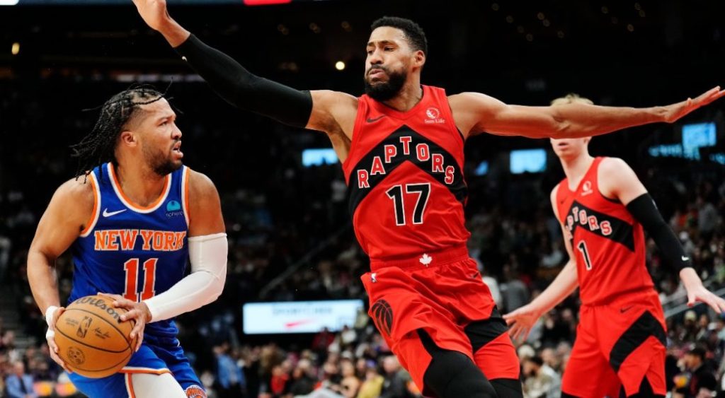 Knicks defeat Raptors in most lopsided home loss in Toronto's history