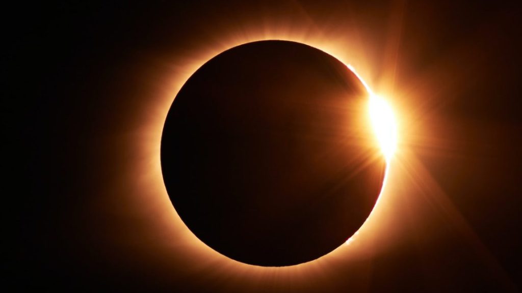 Kingston Solar Eclipse 2024 Sal Adriane