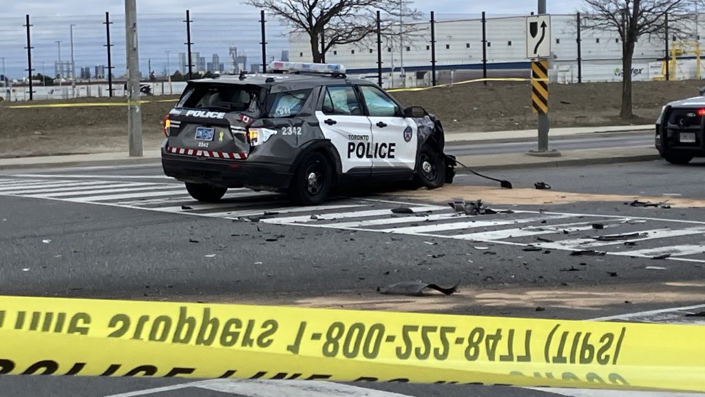 The SIU is investigating after a police officer was injured in a collision in Etobicoke on Friday evening. (Rick Helinski/CITYNEWS)