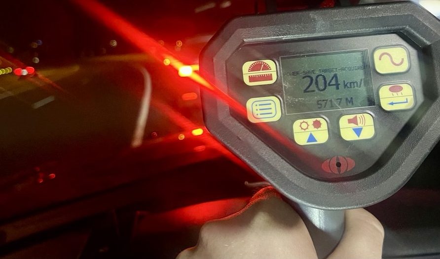 Teen Clocked Driving More Than 200 Km/h On Hwy. 400