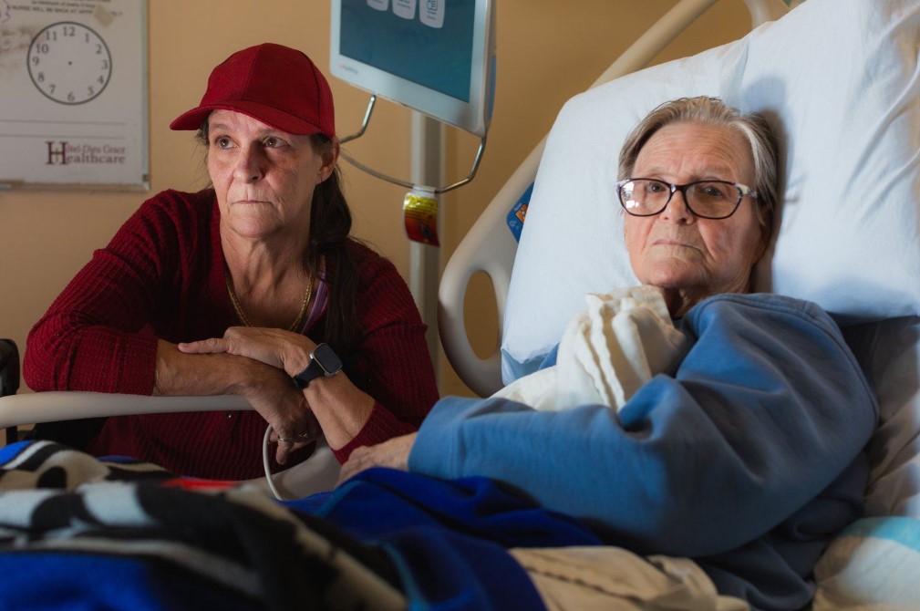 'I'm not paying it': Family furious over $400/day hospital fine for not moving to LTC