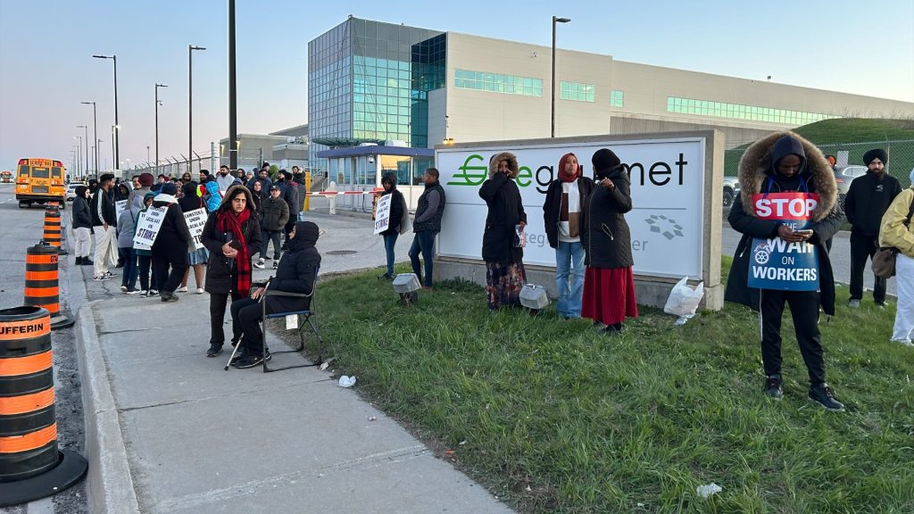 Airline caterers strike affecting travellers on flights via Toronto Pearson airport