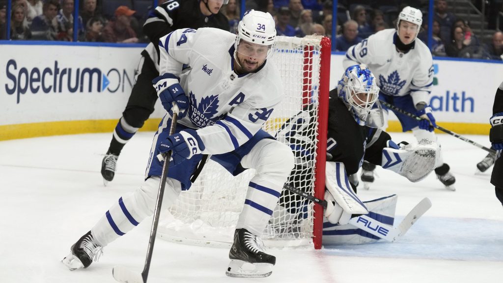 Leafs star Auston Matthews finishes season with 69 goals