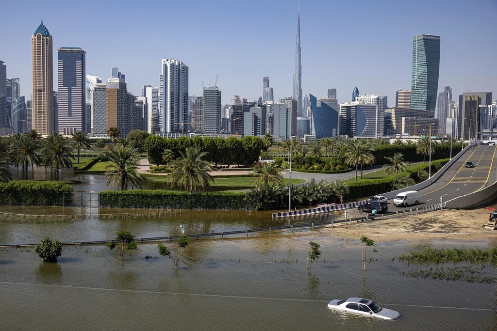 Long-haul carrier Emirates again halts local flight check-in as UAE recovers from record rains