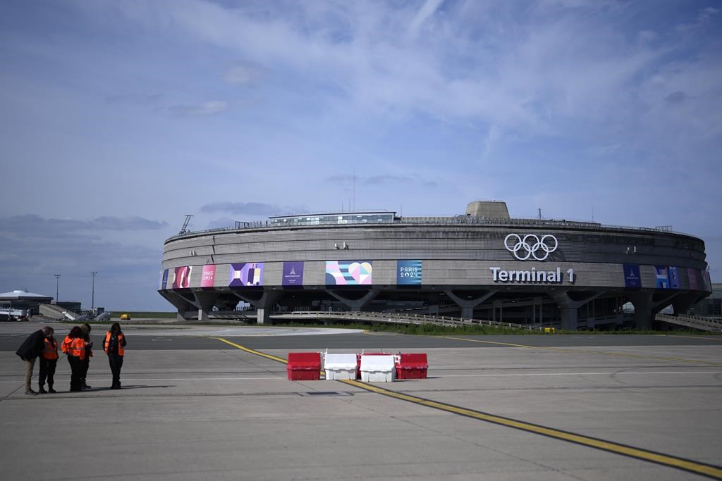 Paris main airport unveils new baggage handling system ahead of the ...