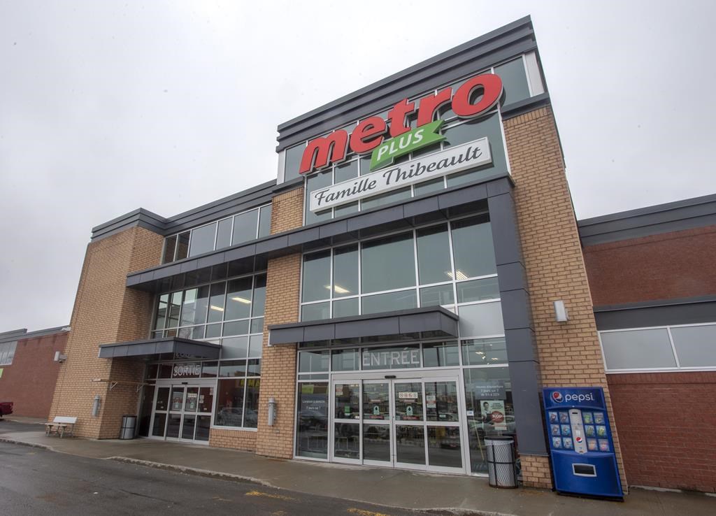 Metro expanding loyalty program amid a 'transition year' for the grocery company