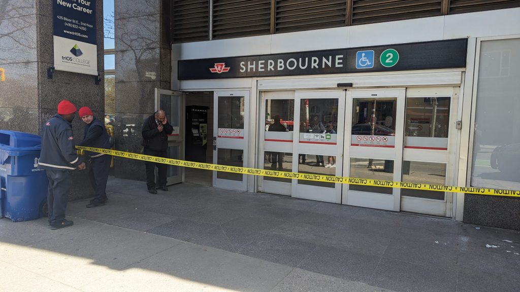 Two people fall on TTC tracks at Sherbourne station during altercation