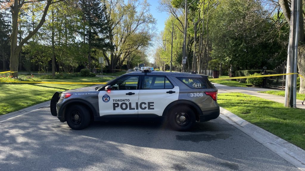 Police at the scene of a shooting on Park Lane Circle near Bayview Avenue and Lawrence Avenue East on May 7, 2024