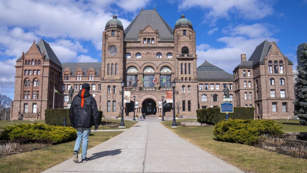 Families urge passage of Ontario NDP bill to create missing vulnerable people alerts