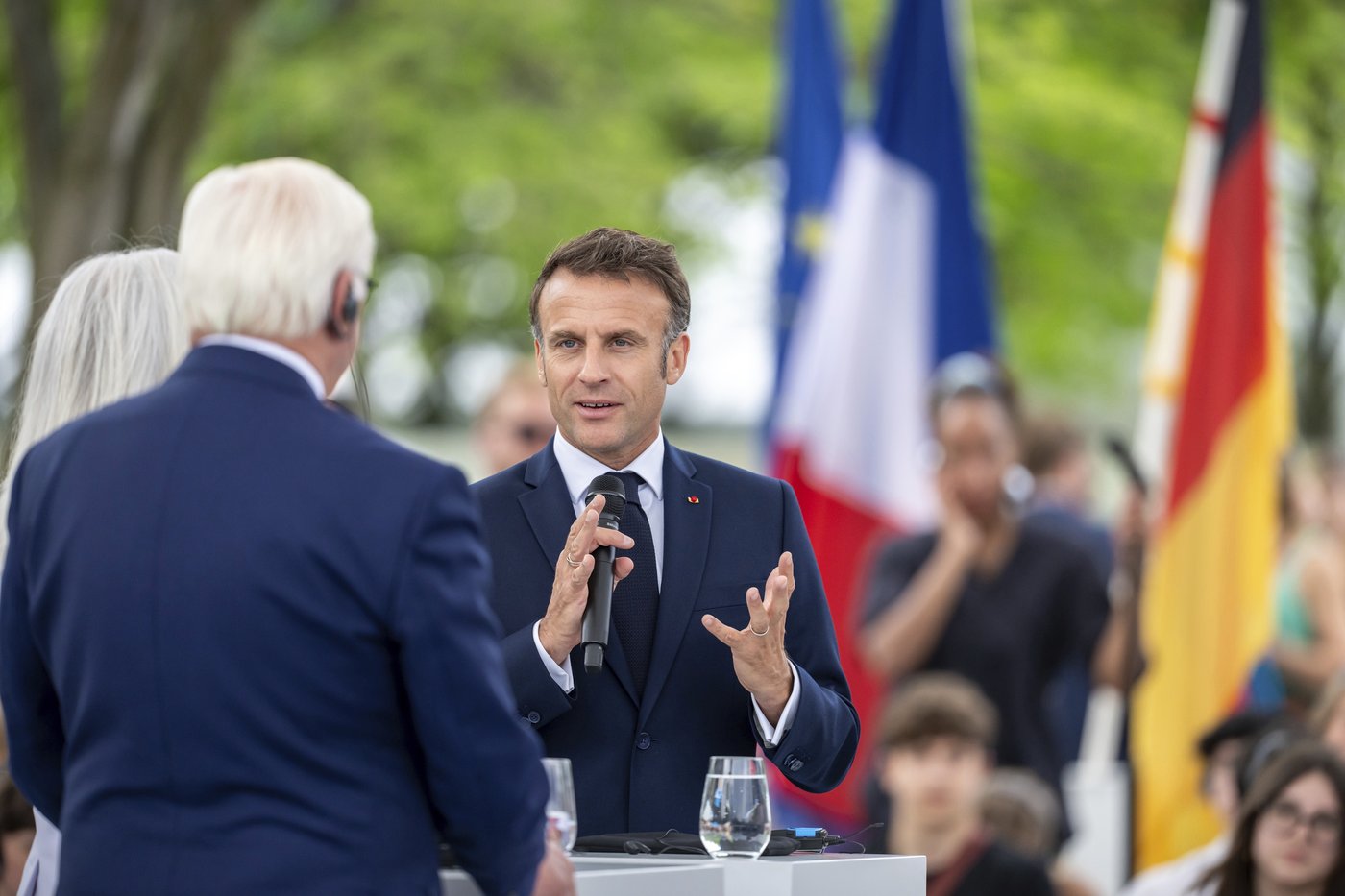 Macron begibt sich zum ersten Staatsbesuch eines französischen Präsidenten seit 24 Jahren