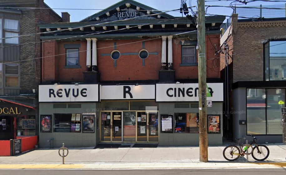 El histórico cine Revue de Toronto puede cerrar sus puertas el domingo debido a una disputa por el alquiler