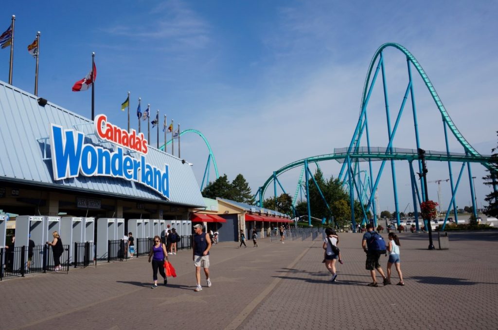 Girl, 17, in hospital after falling from ride at Canada's Wonderland