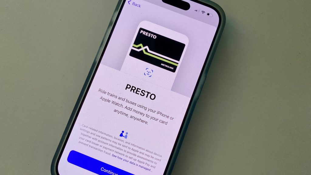 GTHA iPhone users can now add PRESTO cards to their Apple wallets