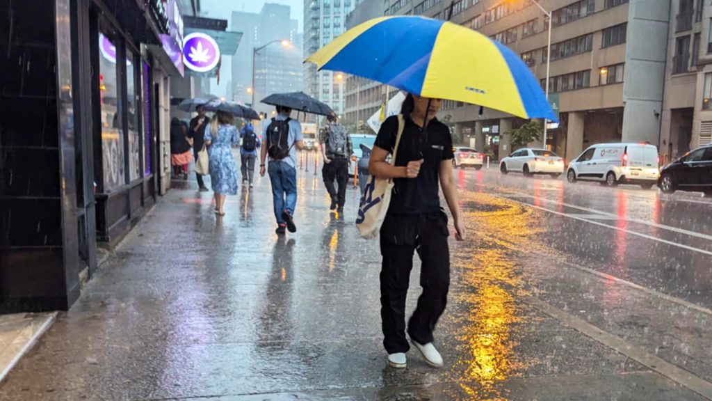 Thunderstorm watch dropped for Toronto, still in place for part of GTA
