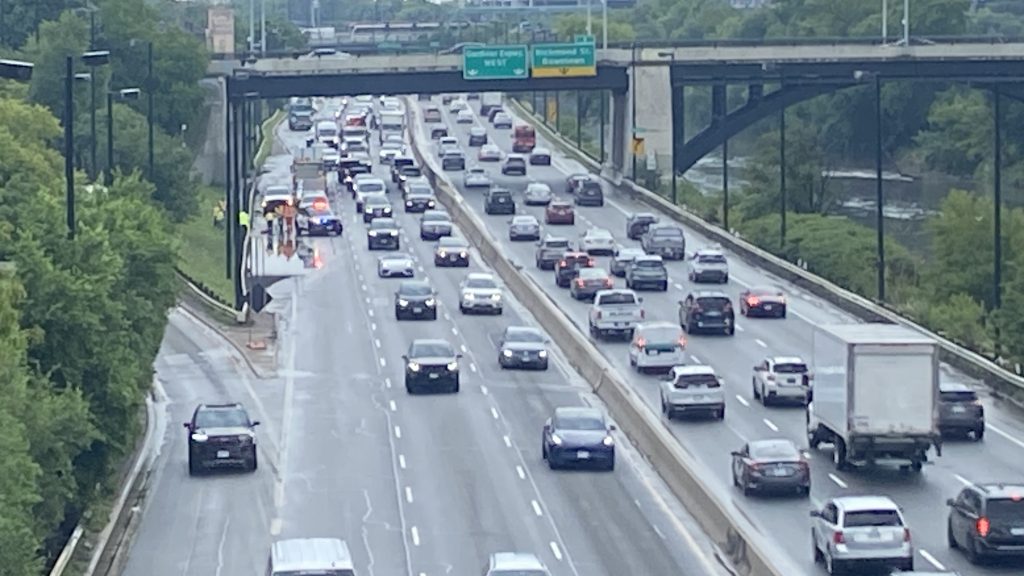 Flooding mostly clears on DVP, Lake Shore amid heavy downpours, thunderstorm watch