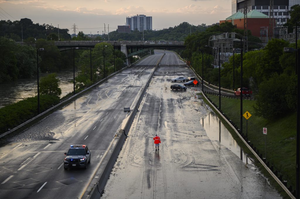 Heavy rain and t-storms expected in Toronto on Tuesday renew flooding concerns