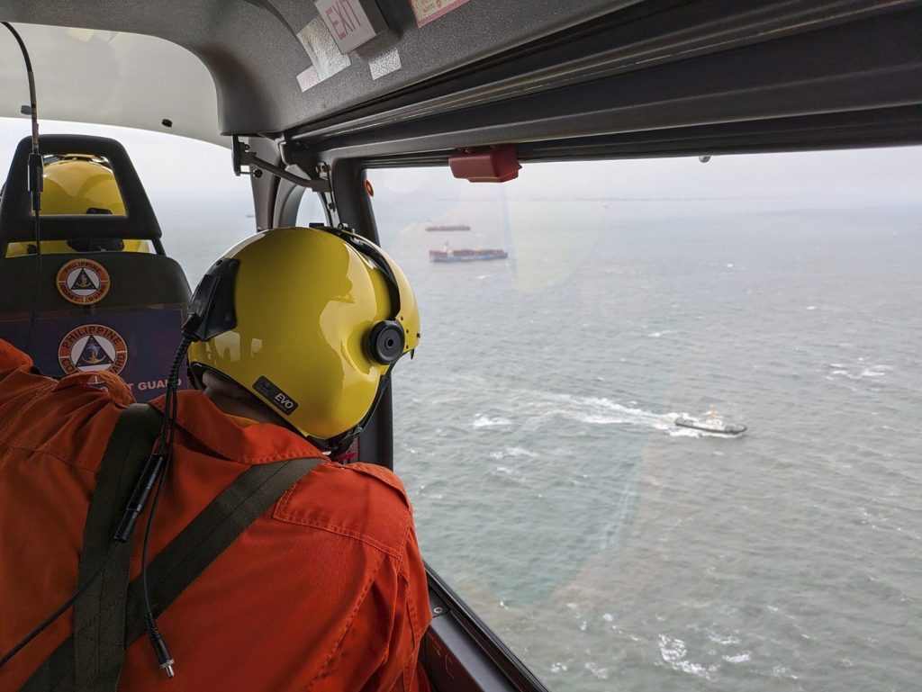 Philippine oil tanker sinks in Manila Bay, raising concerns about a  possible major spill