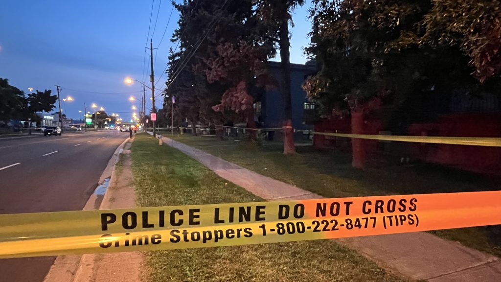 North York stabbing sends 1 man to hospital