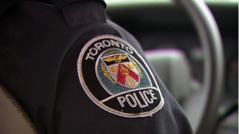 Toronto police officer seriously injured after being slashed in the arm