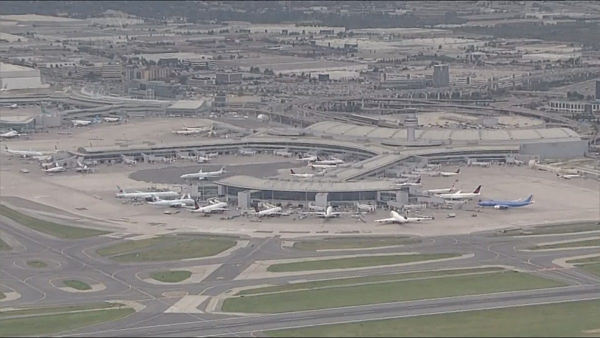 Decade-long Toronto Pearson airport expansion, renewal program underway