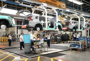 Manufacturing sales in April see biggest monthly drop since 2023 amid U.S. tariffs