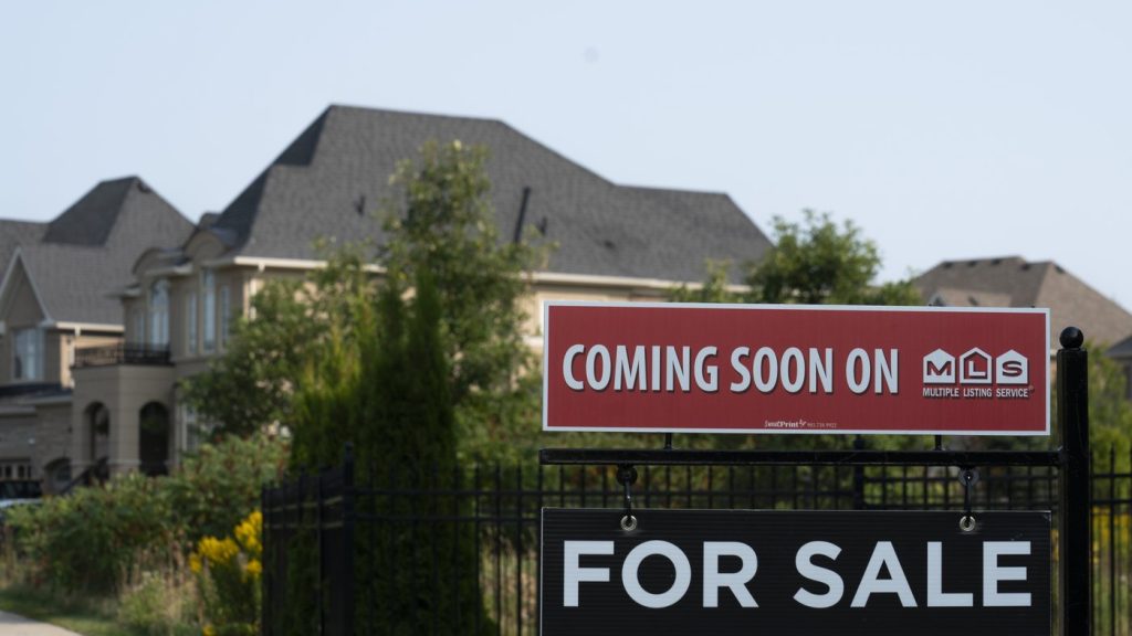 A real estate sign is shown in Vaughan, Ont., on Thursday Sept. 12, 2024. THE CANADIAN PRESS/Paige Taylor White 