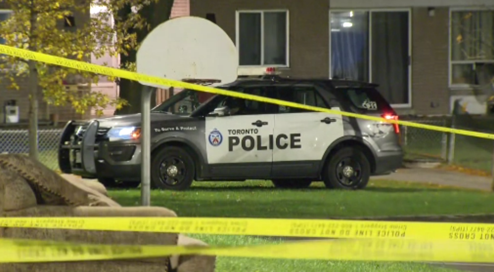 Man rushed to hospital after Friday night shooting in North York