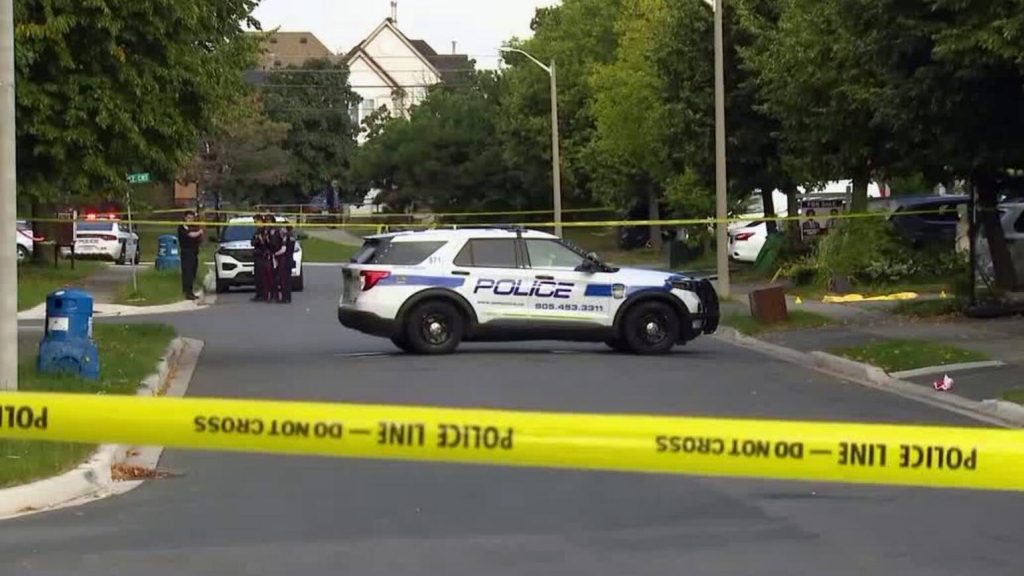 2 men arrested in connection to fatal shooting in Brampton in August